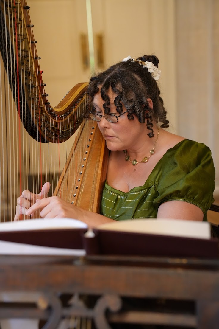 Annemarie harp closeup